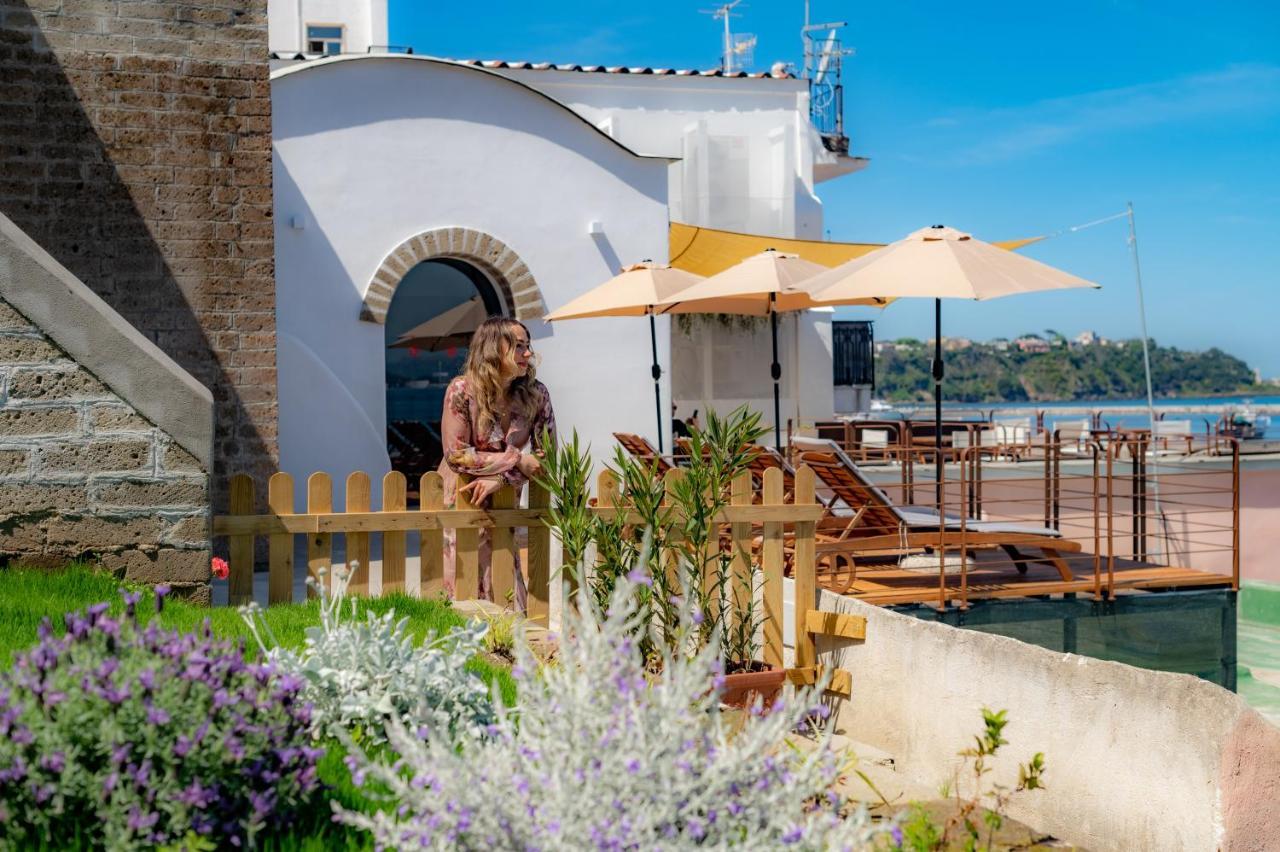 L'Isola Del Postino Rooms Прочида Экстерьер фото